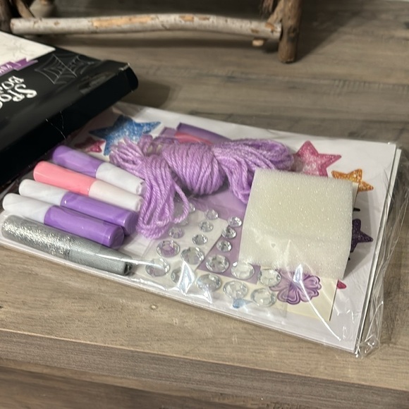 NIB SPOOKY BOOTIQUE UNICORN WITH GEMS PUMPKIN DECORATING CRAFT KIT - Picture 4 of 6